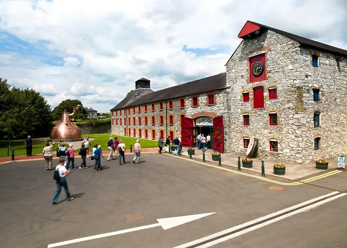 Joe\'S Corner House